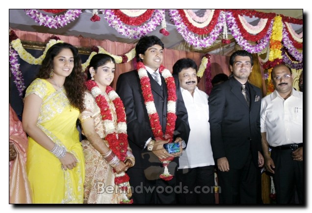 Actor Vikram Prabhu Marriage Photos