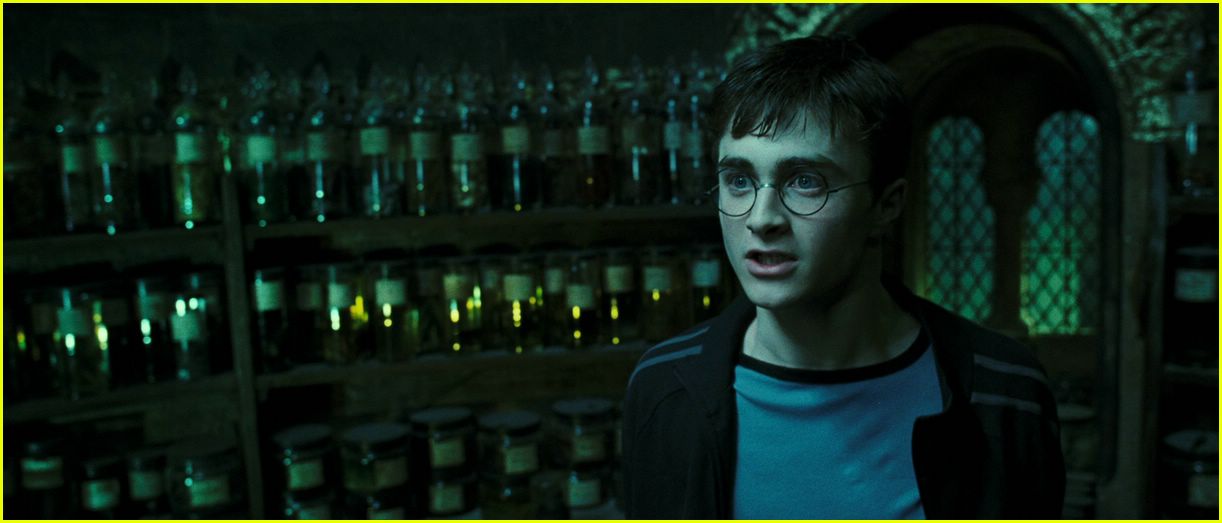 Daniel Radcliffe And Emma Watson Kissing Scene Behind The Scenes
