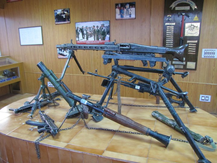 Indian Army Weapons Photos